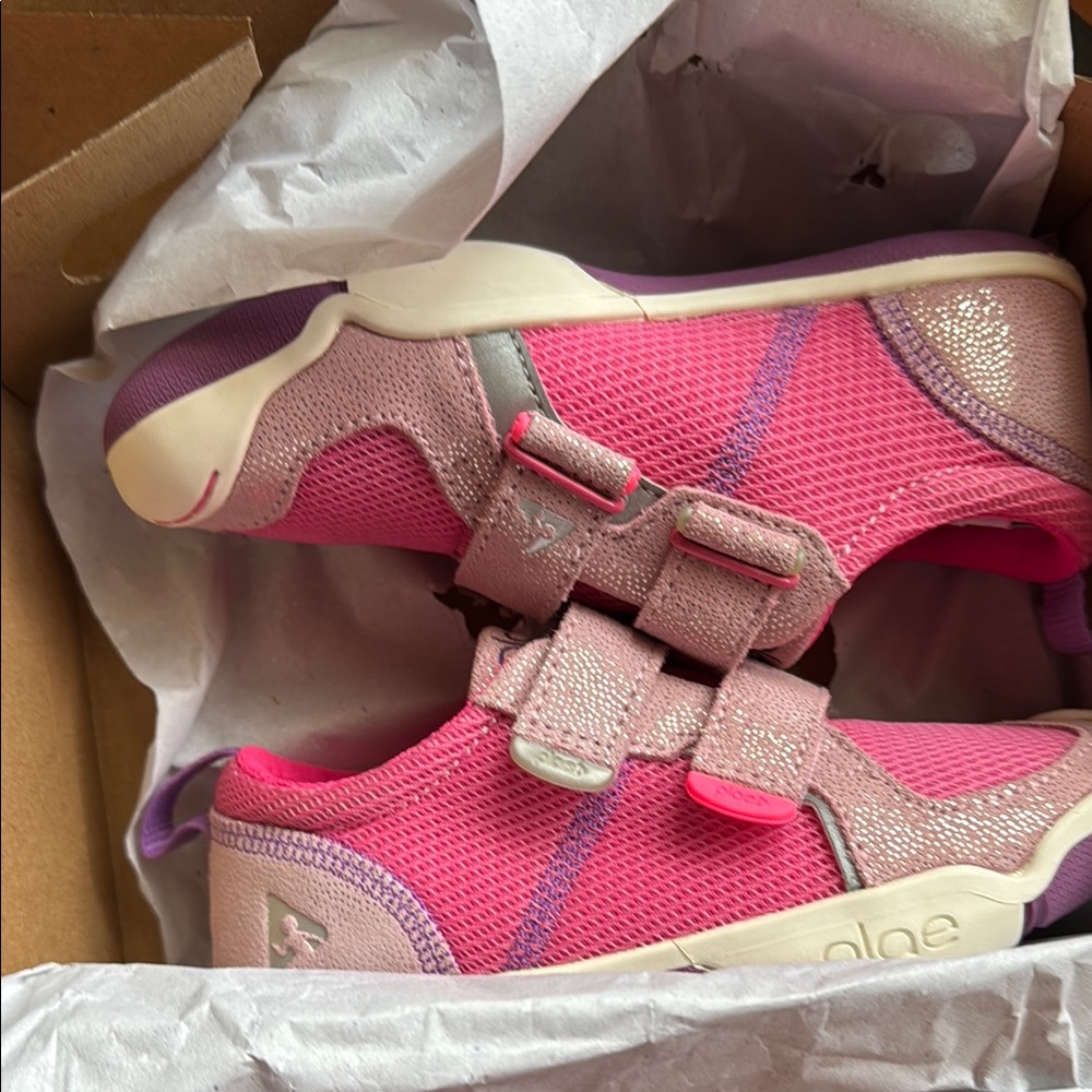 PLAE Pink Sneakers with Velcro Straps and Breathable Mesh